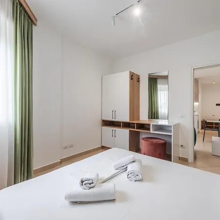 Apartamento Apartments